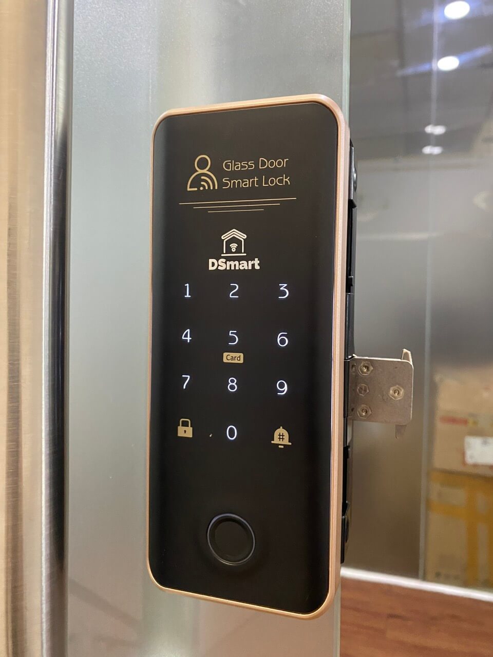 Khoá điện tử vân tay cửa kính DSMART K38T Khoá điện tử vân tay cửa kính DSMART K38T