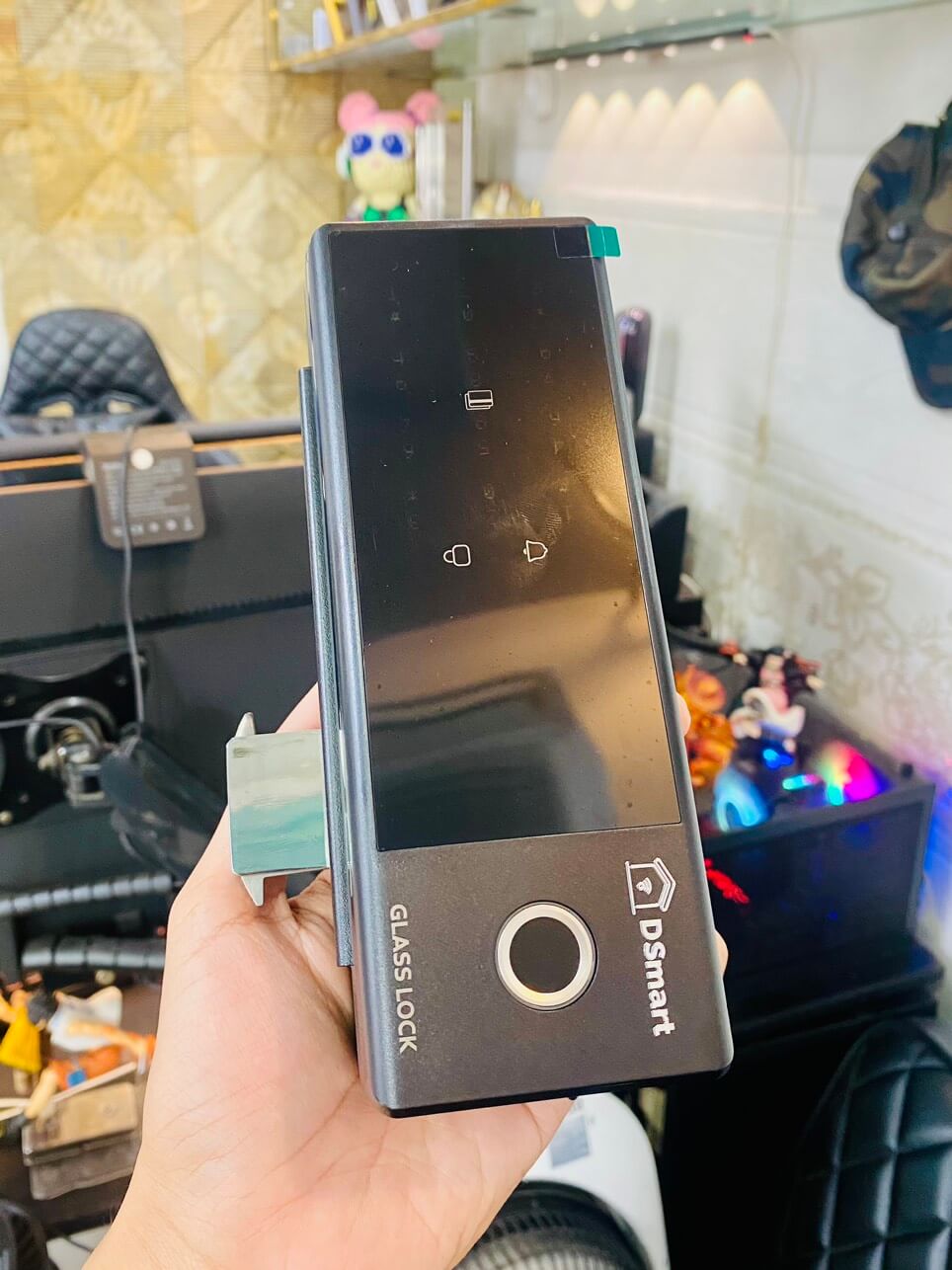 Khoá điện tử vân tay cửa kính DSMART K36T Khoá điện tử vân tay cửa kính DSMART K36T