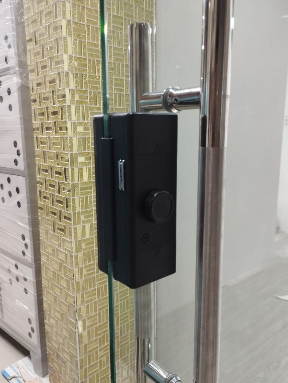 Khoá điện tử vân tay cửa kính DSMART K38T mặt trong nhà Khoá điện tử vân tay cửa kính DSMART K38T mặt trong nhà