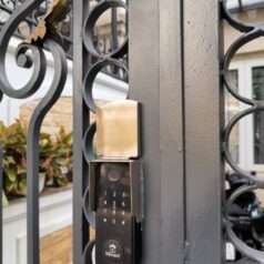 Khóa Cửa Cổng DSmart 2C39T Vân Tay 2 chiều CHỐNG NƯỚC 5 Khóa Cửa Cổng ngoài trời Khóa Cửa Cổng ngoài trời DSmart 2C39T chống mưa chống mưa