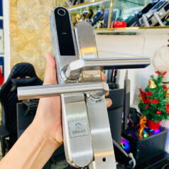 Trang chủ 149 Khóa vân tay cửa nhôm Xingfa DSmart N68T Chống nước inox 304