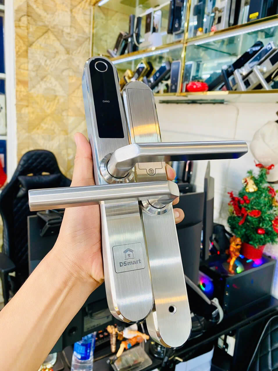 Khóa vân tay cửa nhôm Xingfa DSmart N68T Chống nước inox 304 Khóa vân tay cửa nhôm Xingfa DSmart N68T Chống nước inox 304