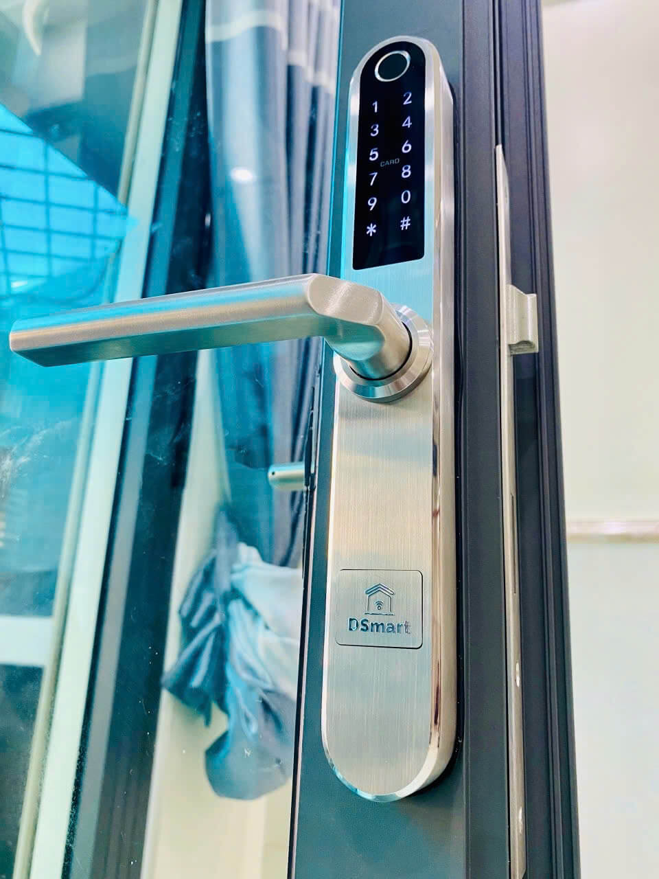 Khóa vân tay cửa nhôm Xingfa DSmart N68T Chống nước inox 304 Khóa vân tay cửa nhôm Xingfa DSmart N68T Chống nước inox 304