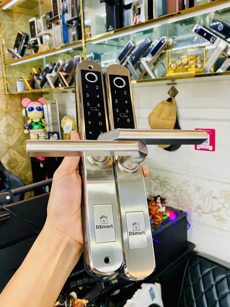 Khóa DSmart N35T-2C Inox 304 chống nước gắn được cho cửa mở ngoài trời Khóa DSmart N35T-2C Inox 304 chống nước gắn được cho cửa mở ngoài trời