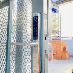 Khóa điện tử DSmart N35T-2C vân tay 2 chiều App TTLOCK 11 Khóa vân tay N35T-2C cho cửa lùa kiểm soát lưu lịch sử 2 chiều ra vô