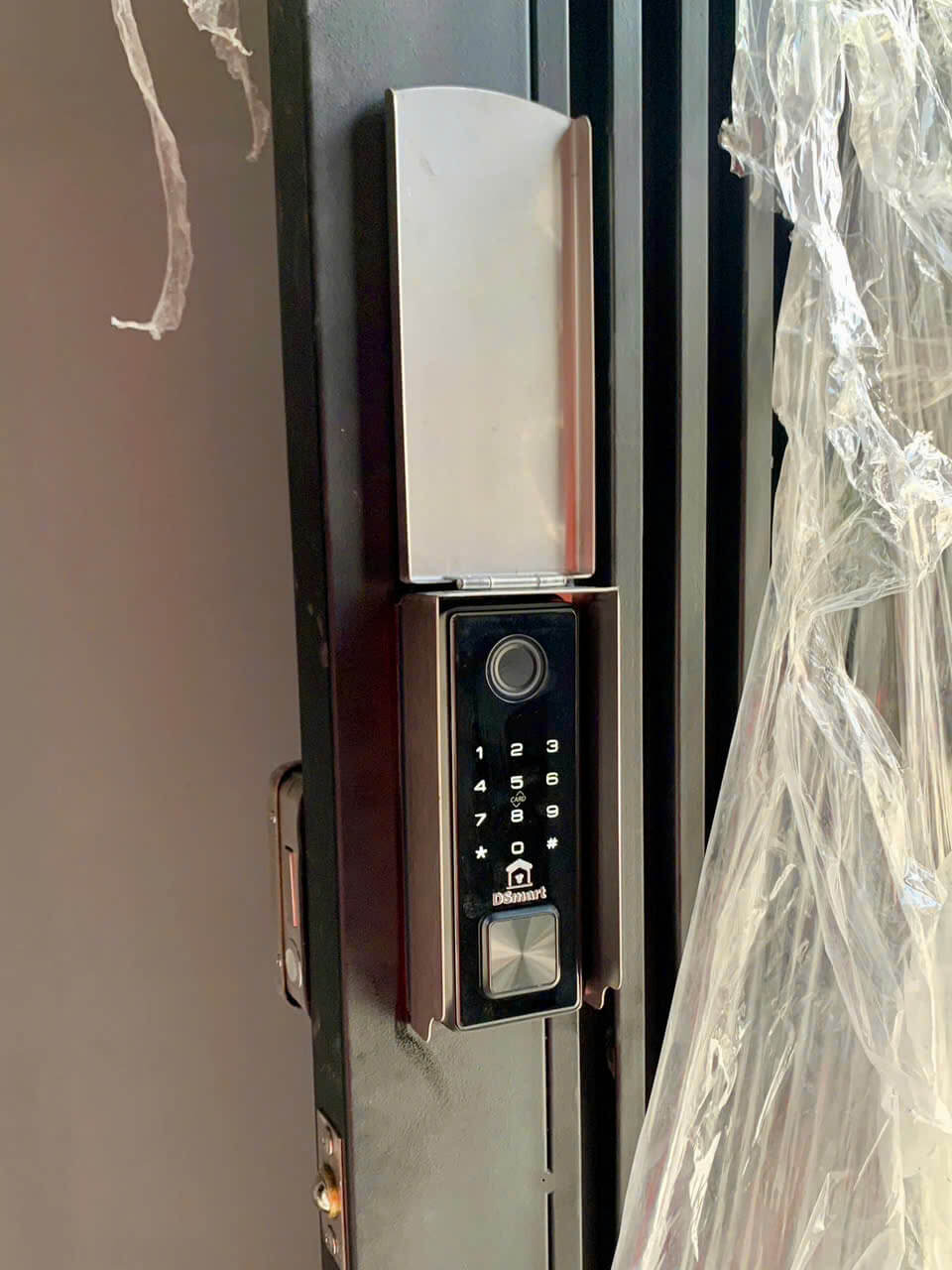 🌟 Khả năng chống nước IP68 của khóa DSmart 2C35T 🌟 Khả năng chống nước IP68 của khóa DSmart 2C35T