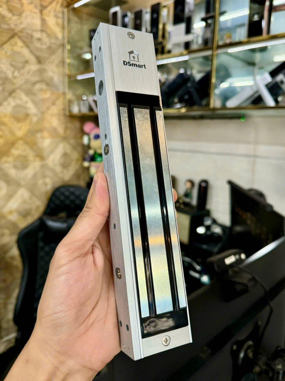 Khóa nam châm điện từ DSmart Khóa nam châm điện từ DSmart
