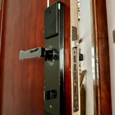 Khóa điện tử thẻ từ quản lí khách sạn DSmart H12F 6 Khóa điện tử thẻ từ quản lí khách sạn DSmart H12F