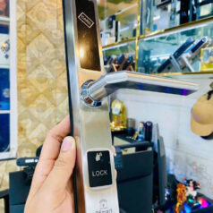 Trang chủ 196 KHÓA ĐIỆN TỬ QUẢN LÝ KHÁCH SẠN DSMART HN12F CỬA NHÔM