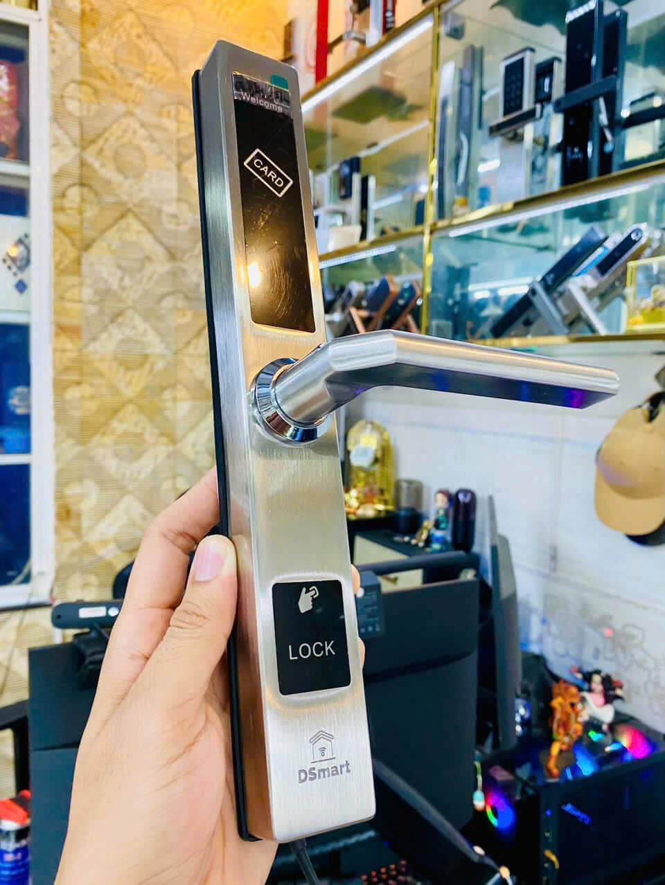 KHÓA ĐIỆN TỬ QUẢN LÝ KHÁCH SẠN DSMART HN12F CỬA NHÔM KHÓA ĐIỆN TỬ QUẢN LÝ KHÁCH SẠN DSMART HN12F CỬA NHÔM