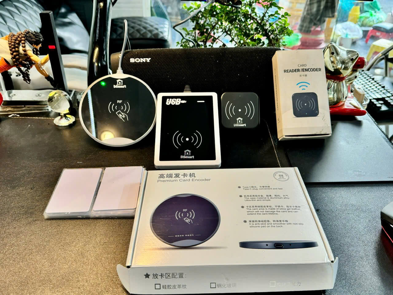 Đầu đọc Encoder giải mã hóa thẻ từ khóa khách sạn DSmart Đầu đọc Encoder giải mã hóa thẻ từ khóa khách sạn DSmart