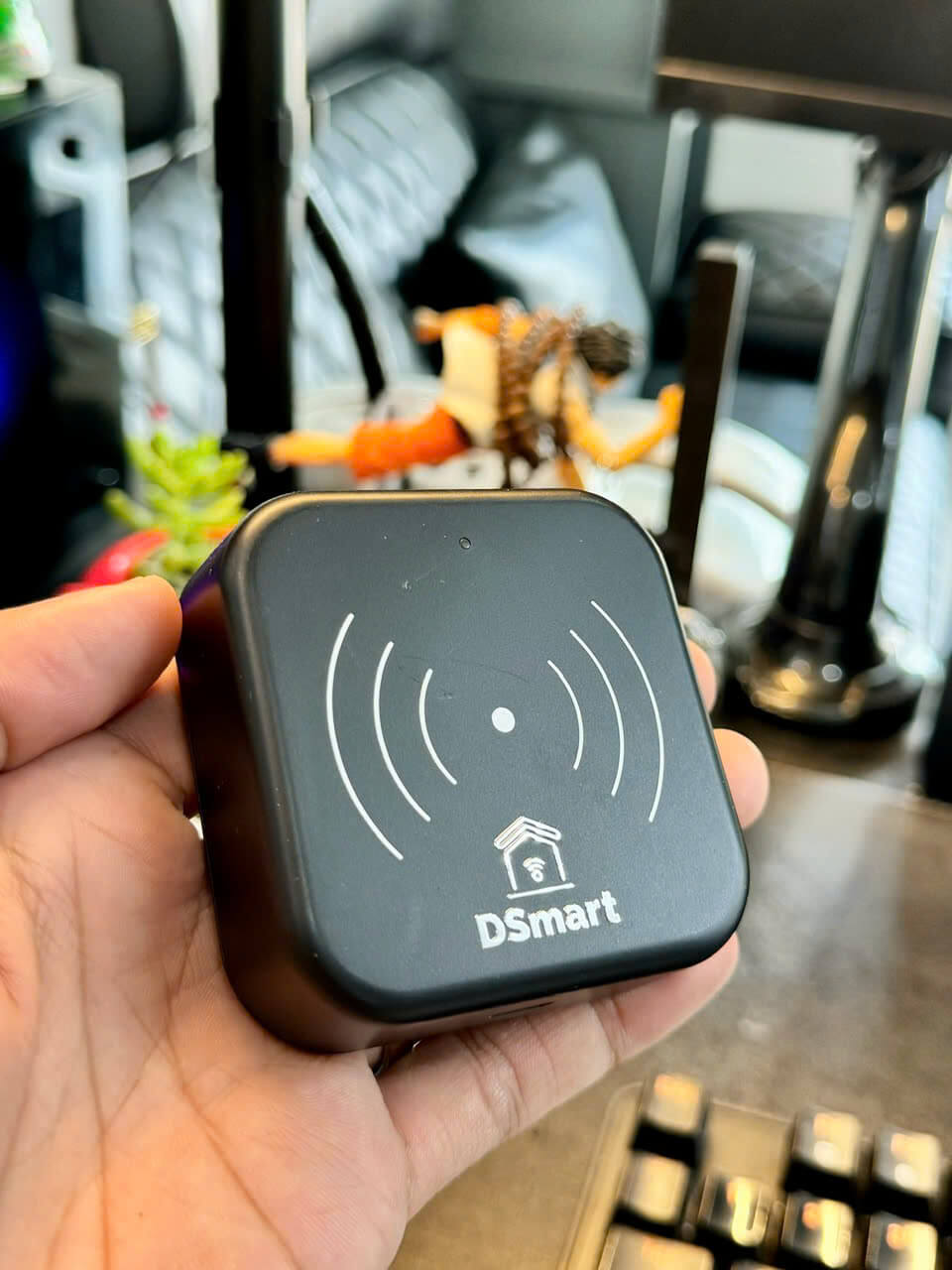 Đầu đọc Encoder giải mã hóa thẻ từ khóa khách sạn DSmart Đầu đọc Encoder giải mã hóa thẻ từ khóa khách sạn DSmart