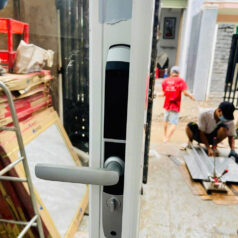 Khóa Điện Tử NL39T Cửa Trượt Lùa Nhôm Xingfa 13 Giao diện quản lý khóa NL39T qua ứng dụng điện thoại