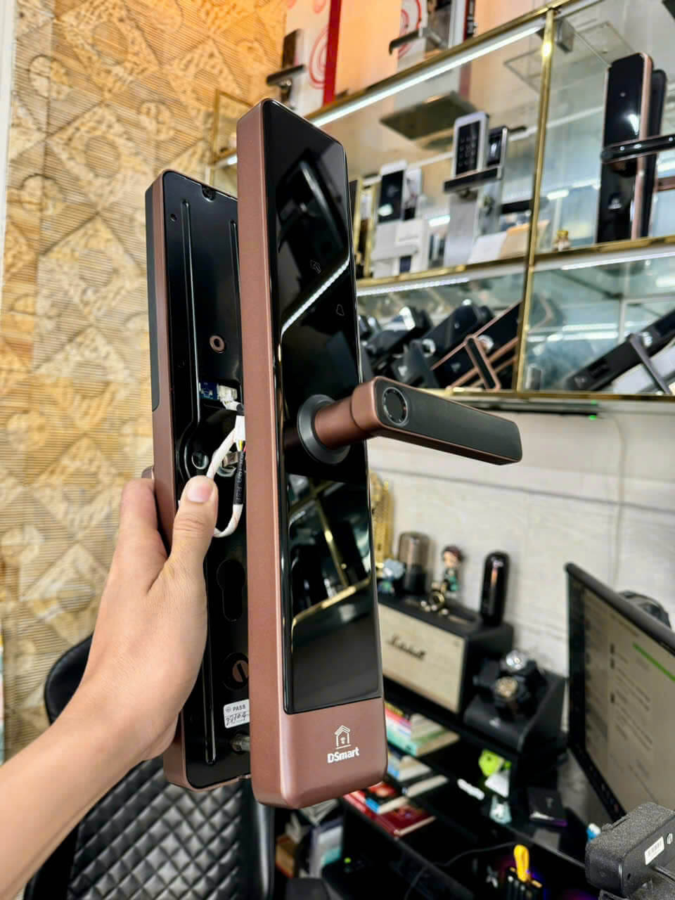 Khóa điện tử vân tay thông minh PL25T Khóa điện tử vân tay thông minh PL25T