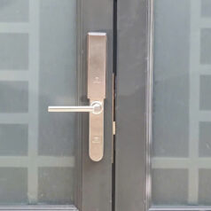 Hộp Che Mưa Inox 304 Cho Khóa Điện Tử Vân Tay Cửa Nhôm XingFA 5 hộp che mưa Inox 304 cho khóa điện tử vân tay cửa nhôm XingFA