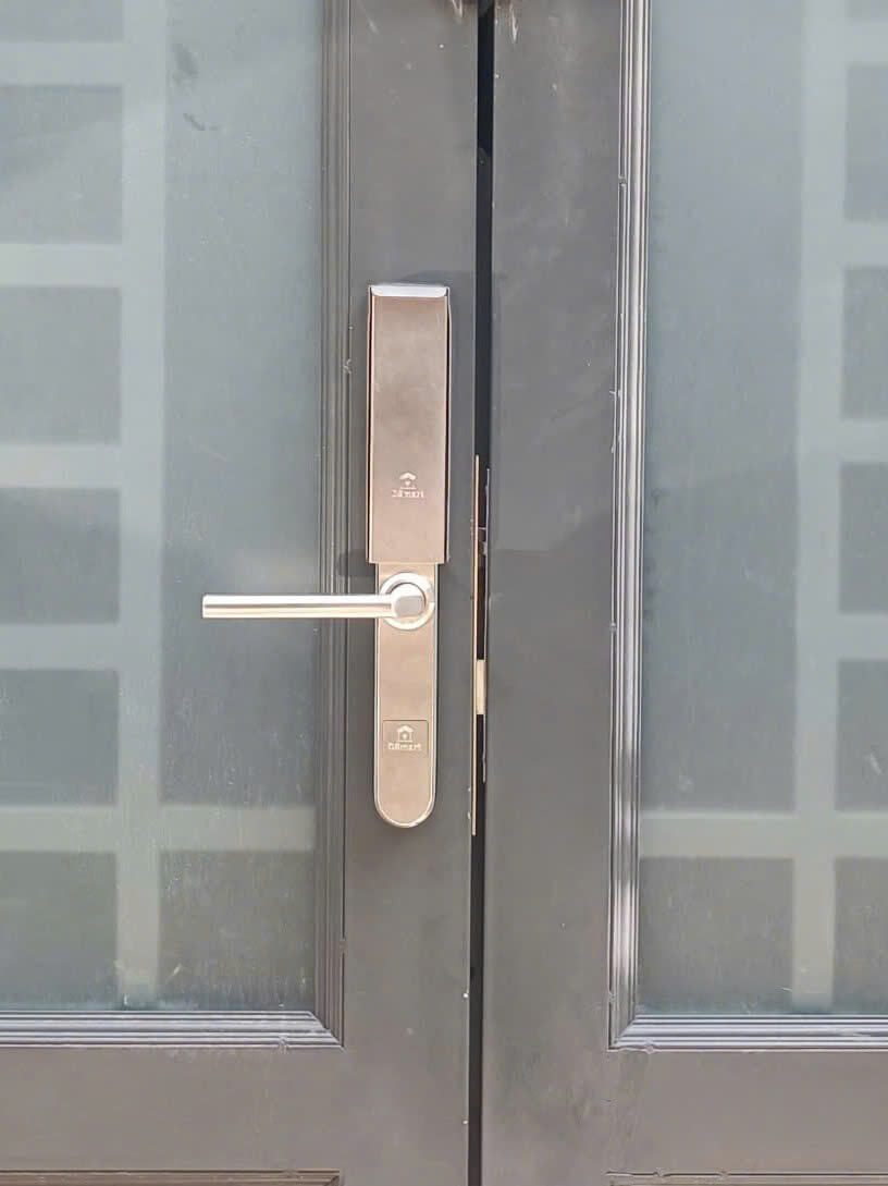 hộp che mưa Inox 304 cho khóa điện tử vân tay cửa nhôm XingFA hộp che mưa Inox 304 cho khóa điện tử vân tay cửa nhôm XingFA