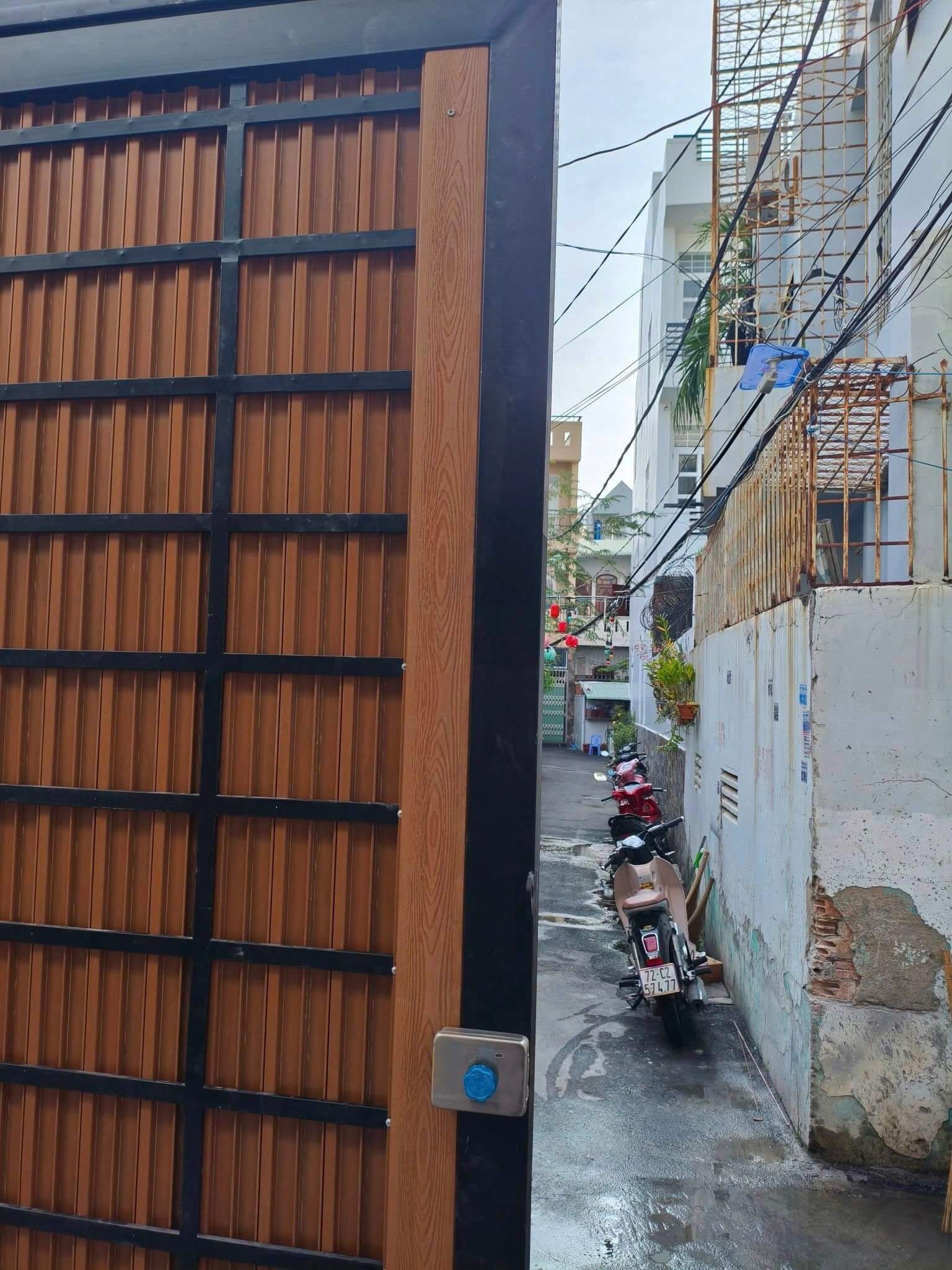 Tấm pin DSmart PMT01 giúp khóa cửa cổng vân tay hoạt động ổn định Tấm pin DSmart PMT01 giúp khóa cửa cổng vân tay hoạt động ổn định