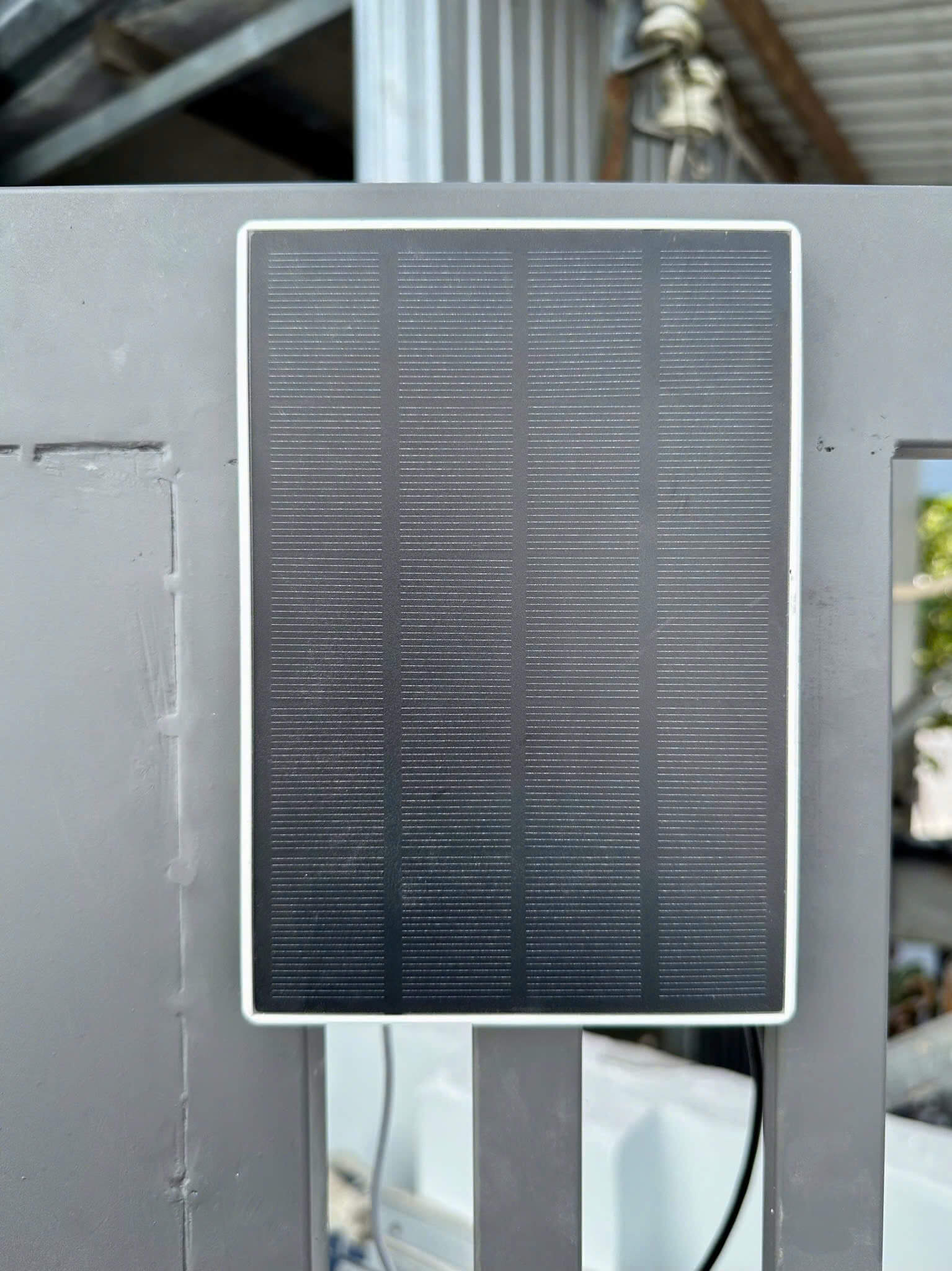 Tấm pin DSmart PMT01 cung cấp điện cho khóa cửa cổng vân tay Tấm pin DSmart PMT01 cung cấp điện cho khóa cửa cổng vân tay