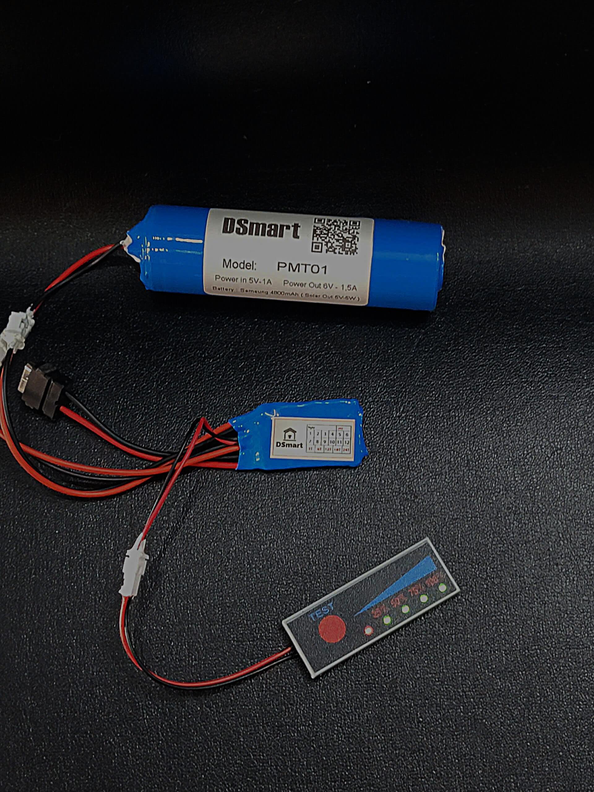 Tấm Pin Năng Lượng Mặt Trời DSmart PMT01 chống nước, phù hợp cho khóa ngoài trời Tấm Pin Năng Lượng Mặt Trời DSmart PMT01 chống nước, phù hợp cho khóa ngoài trời