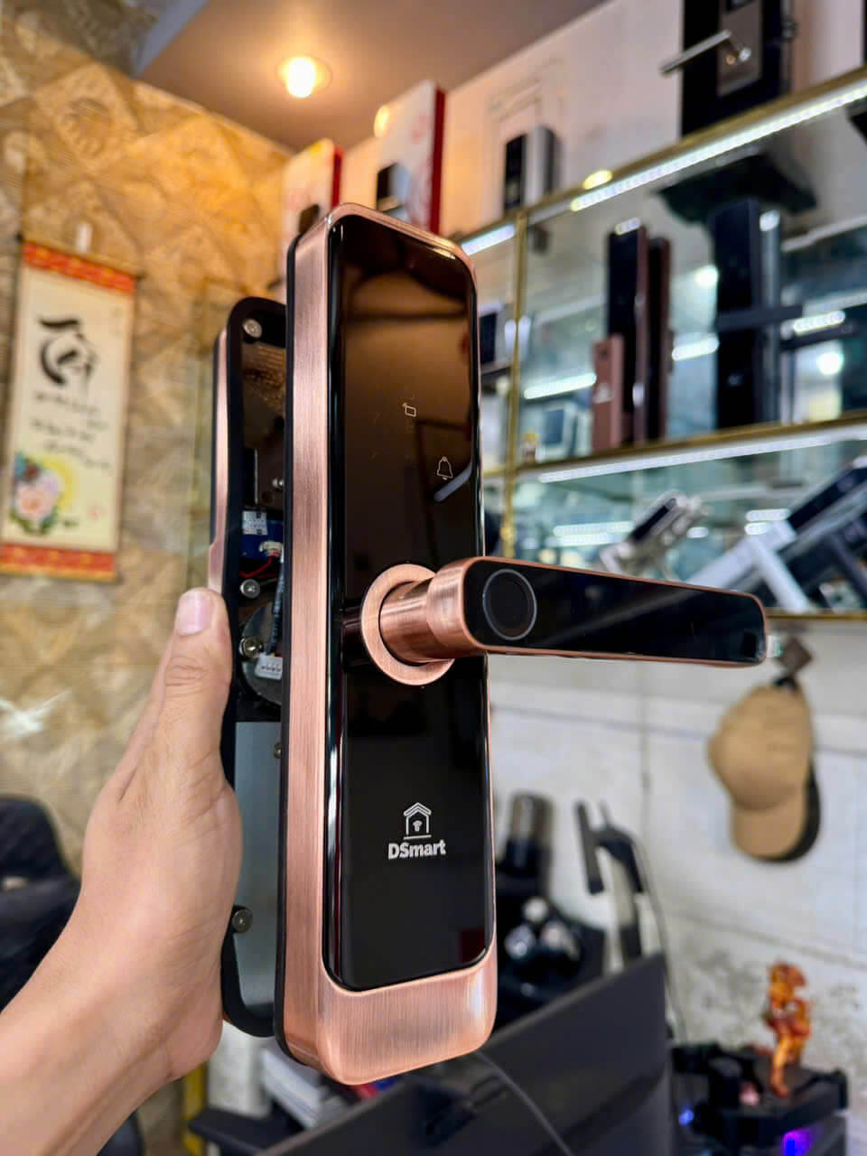 Khóa thông minh PN08T cho cửa phòng và cửa chính Khóa thông minh PN08T cho cửa phòng và cửa chính