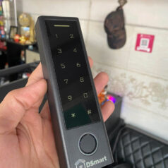 Trang chủ 213 Đầu đọc vân tay DSmart DD26TUB Bluetooth hỗ trợ vân tay, mật mã, thẻ từ và quản lý qua app Tuya / Smart Life.