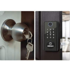 Khóa DSmart DB01T Deadbolt Lock 7 ình ảnh khóa thông minh DSmart DB01T lắp trên cửa nhôm, thay thế khóa truyền thống với thiết kế hiện đại.