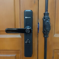 Khóa cửa điện tử vân tay Solity GM-1000BK 8 Hệ thống chống sao chép vân tay, cảnh báo đột nhập và chống hack hiệu quả.