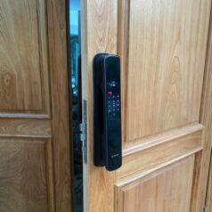 Bosch EL800VX – Khóa cửa nhận diện khuôn mặt, vân tay, app Tuya 9 Khóa cửa Bosch EL800VX có Face ID, bảo mật cao, mở nhanh chỉ trong 0.5s