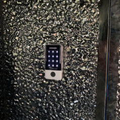 Đầu đọc vân tay DSmart DD35T Kiểm Soát Ra Vào 8 Đầu đọc vân tay DSmart DD35T tích hợp TTLock mở cửa bằng vân tay, mật khẩu, thẻ từ