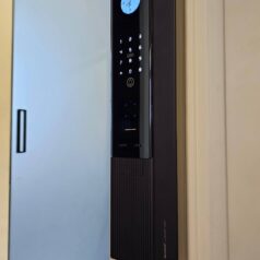 Khóa cửa điện tử Vân Tay Face ID SHARP H5-FV 8 Công nghệ Face ID 3D trên khóa vân tay Sharp H5-FV nhận diện nhanh chóng