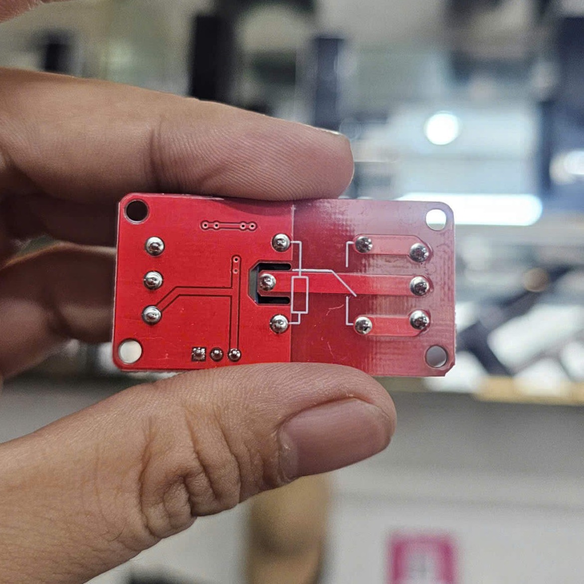 Relay kiểm soát thang máy bằng vân tay, thẻ từ Relay kiểm soát thang máy bằng vân tay, thẻ từ