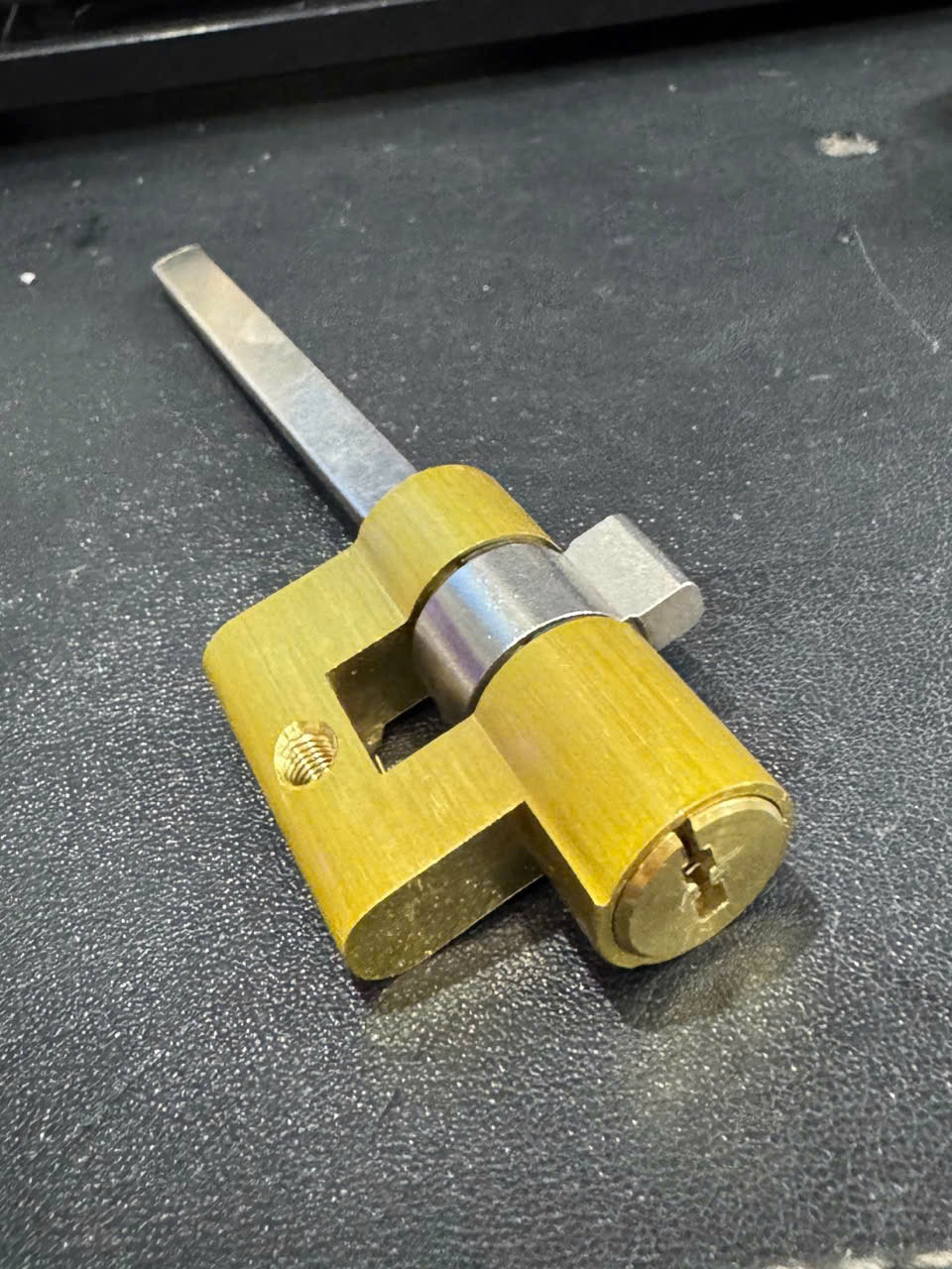 củ chìa khóa vân tay cửa gỗ DSmart củ chìa khóa vân tay cửa gỗ DSmart