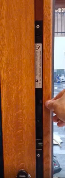 face-id-khoa-cua-truot-xingfa.jpg Khóa điện tử TTLock Face ID cửa nhôm trượt lùa Xingfa